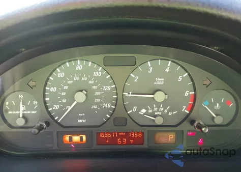 2002 BMW 325Ci из США, поврежденный, VIN WBABS33402JY59361